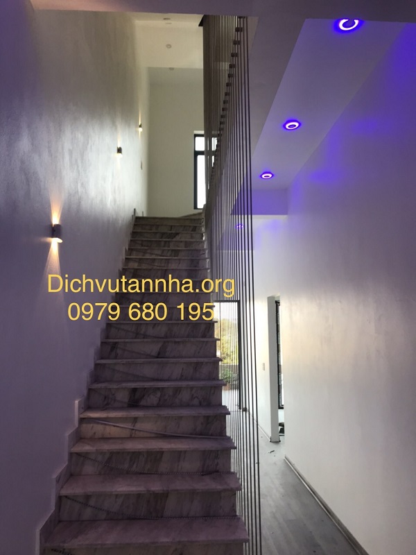 Cầu thang dây cáp tại Mê Linh- Hà Nội