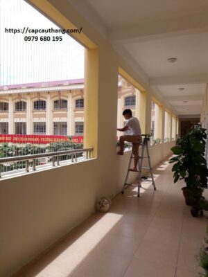 Lưới an toàn ban công trường học giúp ngăn chặn té, ngã từ ban công đối với học sinh