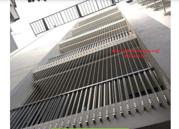 Dây cáp an toàn cầu thang giếng trời