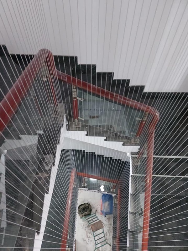 Lưới an toàn cầu thang cho giếng trời