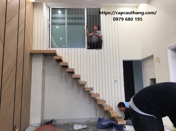 Cầu thang dây cáp tại Hải Phòng
