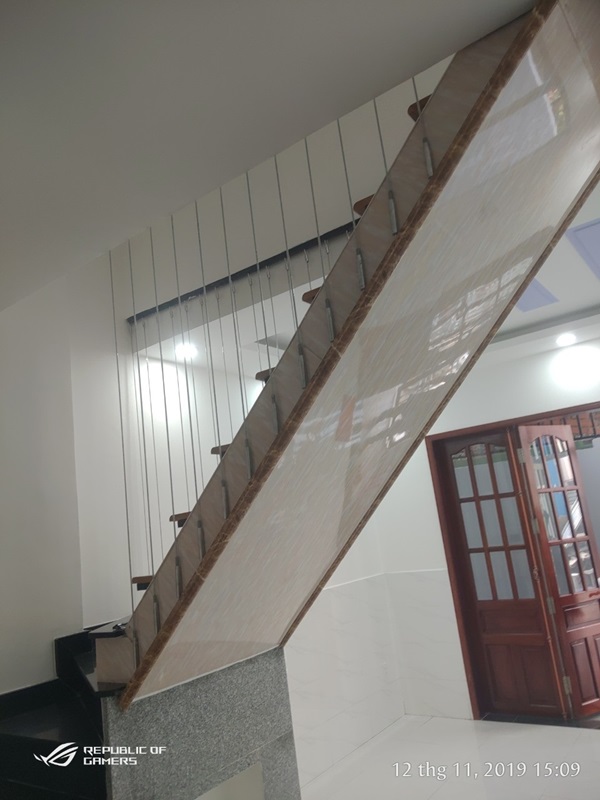 Vách ngăn bậc tam cấp cầu thang bằng dây cáp