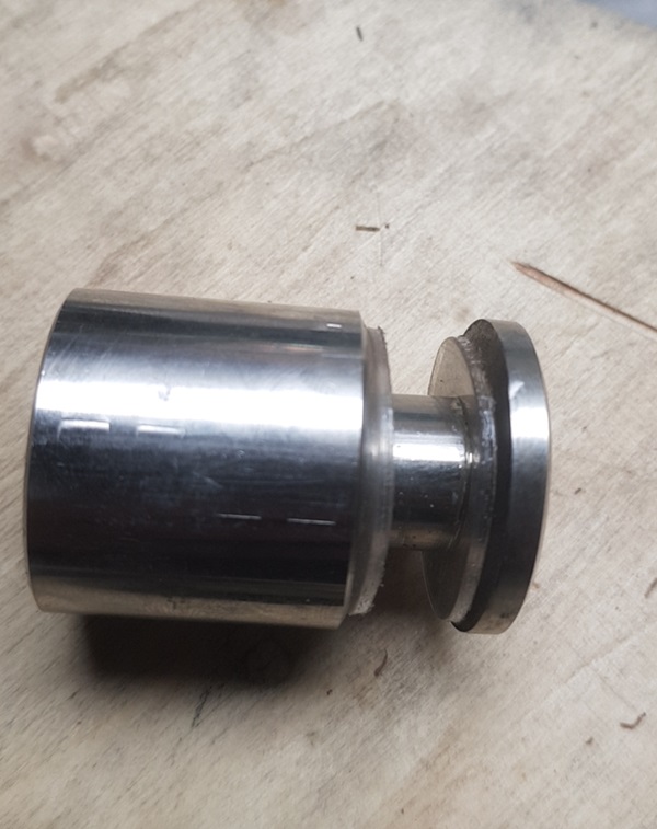 Trụ chốt tăng đơ cầu thang Trụ chốt tăng đơ cầu thang