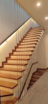 Thi công lan can cầu thang bằng dây cáp