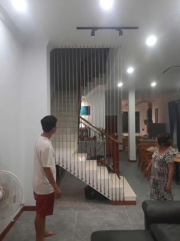 Dây cáp an toàn cầu thang tại Gia Lâm