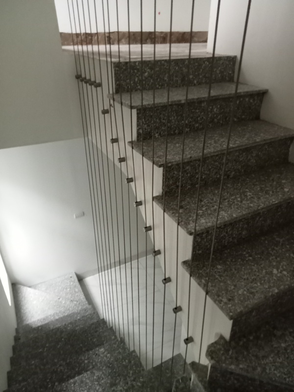 Dây cáp cầu thang tại Đà Lạt