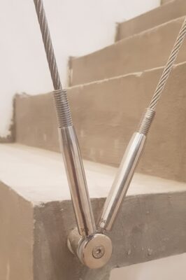 Tăng đơ Lắp đặt Cáp cầu thang