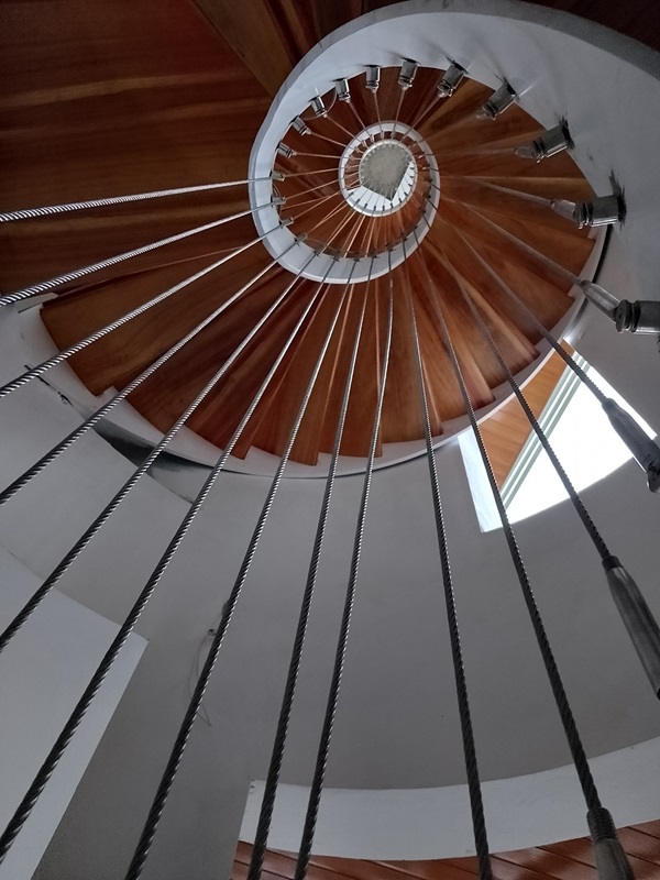 Cáp cầu thang xoắn ốc – thiết kế sáng tạo, độc đáo