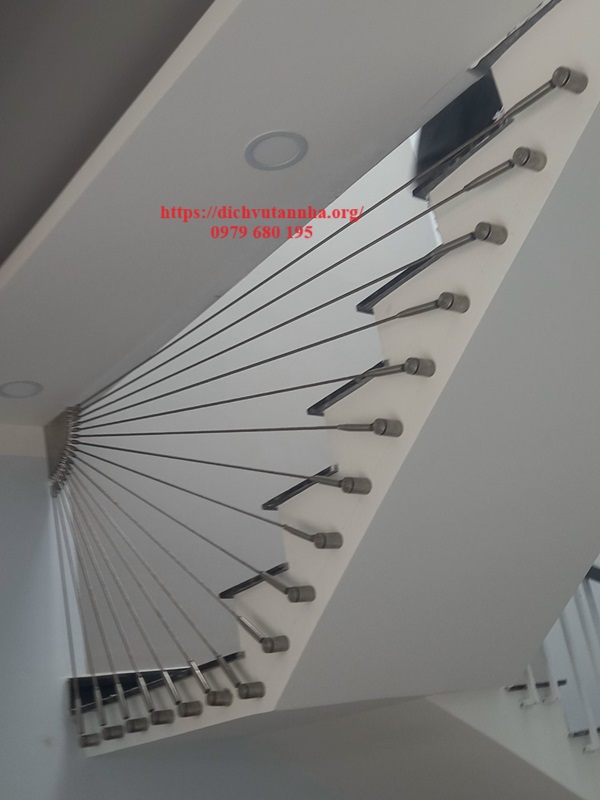 Cáp cầu thang cho bậc tam cấp