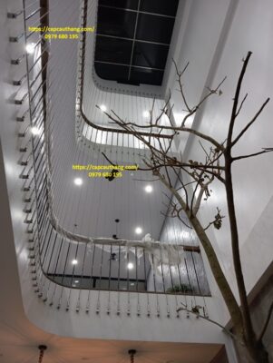 Lắp đặt dây cáp an toàn cầu thang cho giếng trời