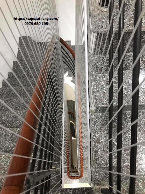 Lưới bảo vệ cầu thang