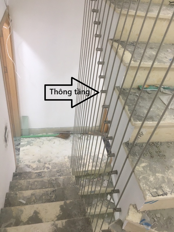 Thông tầng sỏ cáp cầu thang