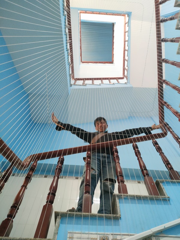 Lưới an toàn cầu thang cho trường học